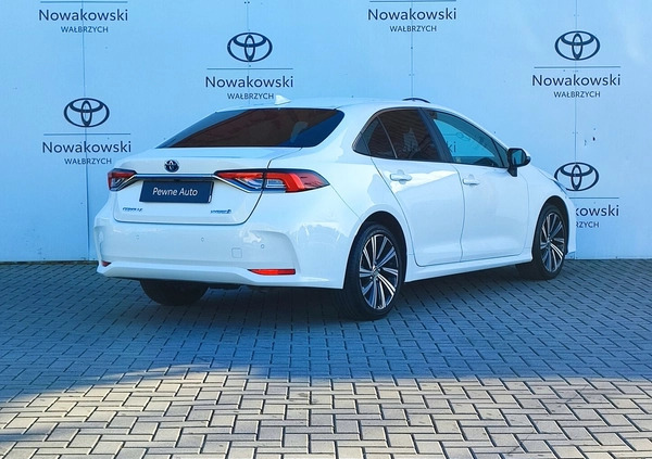 Toyota Corolla cena 93900 przebieg: 90571, rok produkcji 2021 z Wałbrzych małe 301